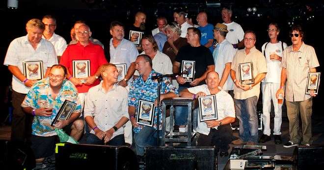 KSC Life Members (Life Membership) of the club gather for a photo. Pic: Lynn Simondson/Surfin Snapps